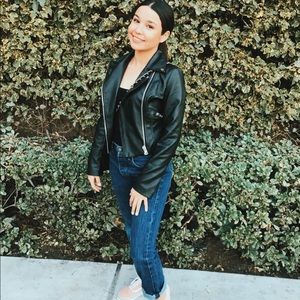 MEET BRIANA BEVERLY
